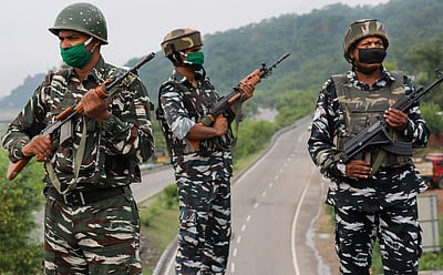 ஜம்மு-காஷ்மீரில் பயங்கரவாதி சுட்டுக்கொலை