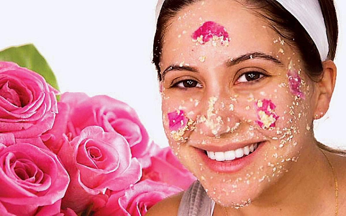 முகம் தங்கமாக மின்ன...