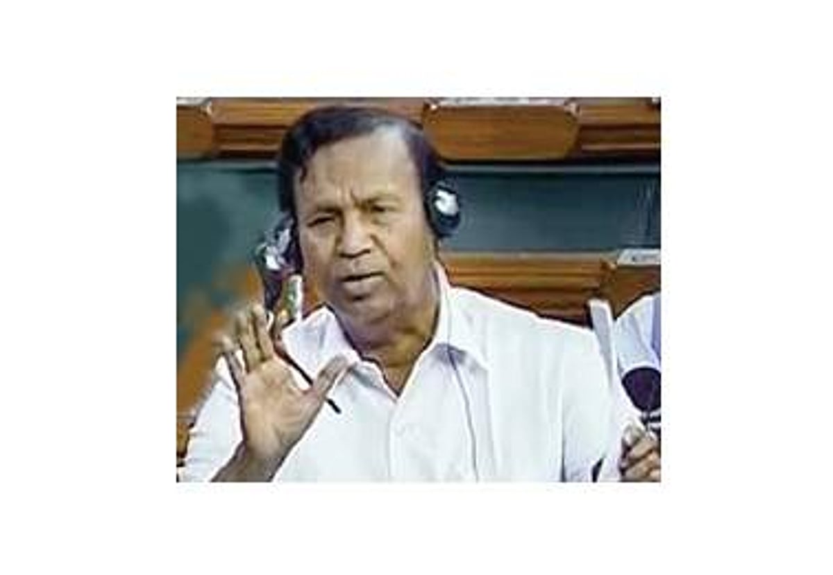 பாரத் என ஒரே நாளில் மாற்றிடவிட முடியாது: டி.ஆா்.பாலு