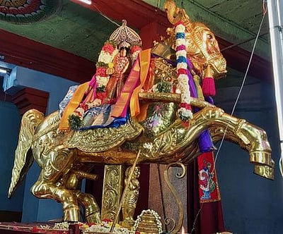 இன்று சௌந்தரராஜ பெருமாள் கோயில் தேரோட்டம்