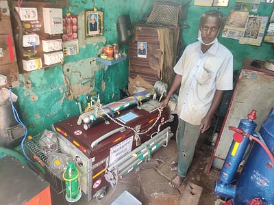 ஆழ்துளைக் கிணறுகளில் விழுந்தால் குழந்தைகளை மீட்கலாம்: தொழிலாளி கண்டறிந்த சாதனம்