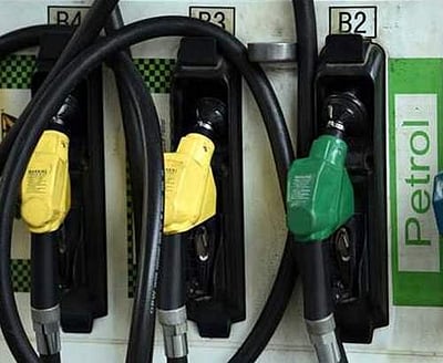 பெட்ரோல், டீசல் விலை மேலும் 76 காசுகள் அதிகரிப்பு