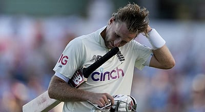 மே.இ. தீவுகள் டெஸ்ட் தொடர்: ரூட் சதத்தால் வலுவான நிலையில் இங்கிலாந்து