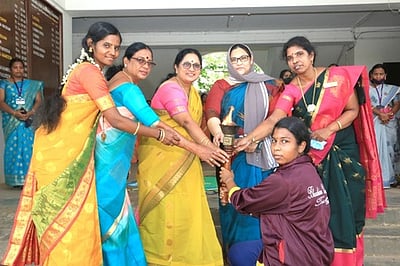 இராபியம்மாள் கல்லூரியில் விளையாட்டு விழா