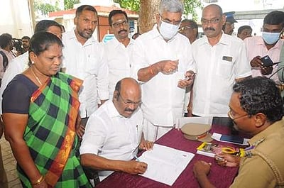 அரசியல் காழ்ப்புணர்ச்சி காரணமாகவே என் மீது வழக்குப் பதிவு: முன்னாள் அமைச்சர் டி.ஜெயக்குமார்