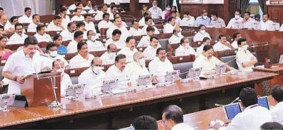 தொடக்கம் தமிழ் - முடிவு ஆங்கிலம் ஒரு மணி 50 நிமிஷங்கள் உரையாற்றிய நிதியமைச்சா்