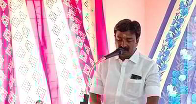 மானாமதுரை நகராட்சி, திருப்புவனம் பேரூராட்சியில் வார்டு உறுப்பினர்கள் பதவியேற்பு 