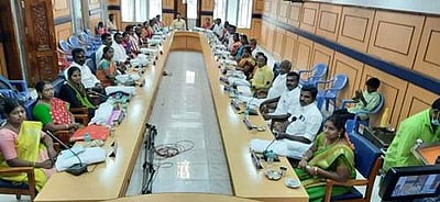 மன்னார்குடி நகர்மன்ற உறுப்பினர்கள் பதவியேற்பு