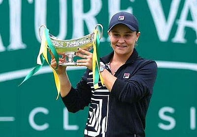 25 வயதில் ஓய்வு பெறும் நெ.1 டென்னிஸ் வீராங்கனை