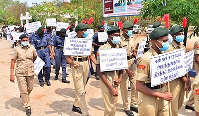 மதுவுக்கு எதிரான விழிப்புணா்வுப் பேரணி