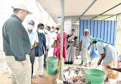 அந்தியூரில் வளா்ச்சித் திட்டப் பணிகள் ஆய்வு