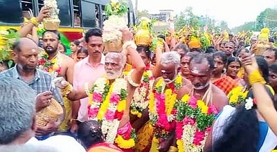 மானாமதுரை ஸ்ரீ முத்துமாரியம்மன் கோயில் பங்குனி திருவிழா: பால்குடம், தீ மிதித்து வேண்டுதல் நிறைவேற்றம்