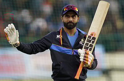 சஹார், மொயீன் அலி இல்லை: சவாலை சமாளிப்பாரா புதிய கேப்டன்? (விடியோ)