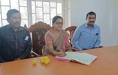 அந்தியூர் பேரூராட்சி தலைவர் தேர்தலில் திமுக அதிருப்தி வேட்பாளர் வெற்றி: மார்க்சிஸ்ட் கம்யூ. ஆர்ப்பாட்டம்