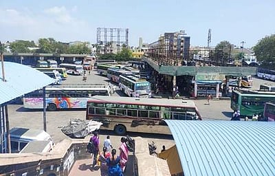 புதுச்சேரியில் வேலை நிறுத்தம் தொடக்கம்: அரசுப் பேருந்துகள் இயங்காததால் பயணிகள் தவிப்பு
