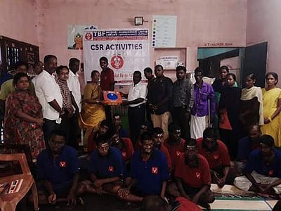 கூத்தாநல்லூர்: மாற்றுத்திறனாளி மாணவர்களுக்கு ரூ.80 ,000 மதிப்பில் உடற்பயிற்சி கருவிகள் வழங்கல்