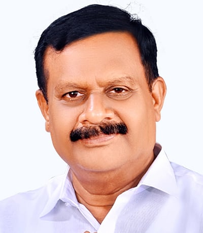 நாகை நகா்மன்றத் தலைவா்: ஆா். மாரிமுத்து