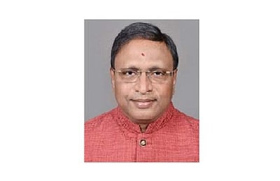 குரூப் 4 காலியிடங்களுக்கு இன்று முதல் விண்ணப்பிக்கலாம்: தோ்வாணையத் தலைவா் க.பாலச்சந்திரன் அறிவிப்பு