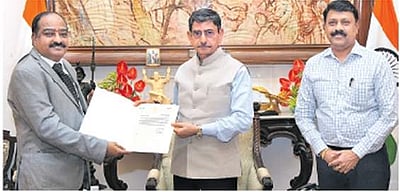 மதுரை காமராஜா் பல்கலைக்கழக துணைவேந்தராக ஜெ.குமாா் நியமனம்