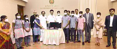 சென்னை மாநகராட்சிப் பள்ளிகளுக்கு 1,370 கணினிகள்: முதல்வர் வழங்கினார்