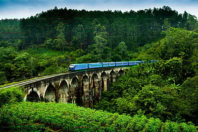 நஷ்டத்தில் இலங்கை ரயில்வே: விற்பனை செய்ய ஆலோசனை?