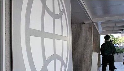 இலங்கைக்கு மருந்துப் பொருள்கள் இறக்குமதி: உதவுவதாக உலக வங்கி உறுதி