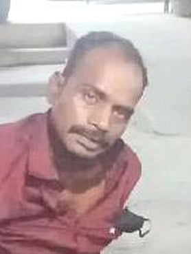 கேரளத்தைச் சோ்ந்த ரெளடி பழனியில் சிக்கினாா்