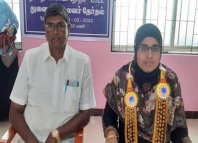 4 பேரூராட்சிகளில் தலைவா், துணைத் தலைவராக கணவன்-மனைவி தோ்வு