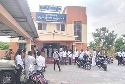 தம்மம்பட்டி பேரூராட்சி துணைத்தலைவா் தோ்தல் ஒத்திவைப்பு