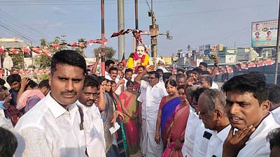 ஊத்தங்கரை பேரூராட்சித் தலைவா், துணைத் தலைவா் போட்டியின்றி தோ்வு