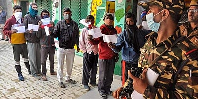 மணிப்பூர் வாக்குப்பதிவின்போது வன்முறை; ஒருவர் பலி