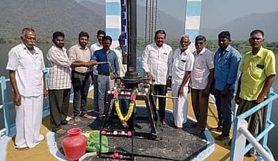 அந்தியூர் வரட்டுப்பள்ளம் அணையிலிருந்து பாசனத்துக்கு தண்ணீர் திறப்பு
