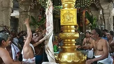 திருப்புவனம் ஸ்ரீ புஷ்பவனேஸ்வரர் கோயிலில் பங்குனித் திருவிழா தொடங்கியது 