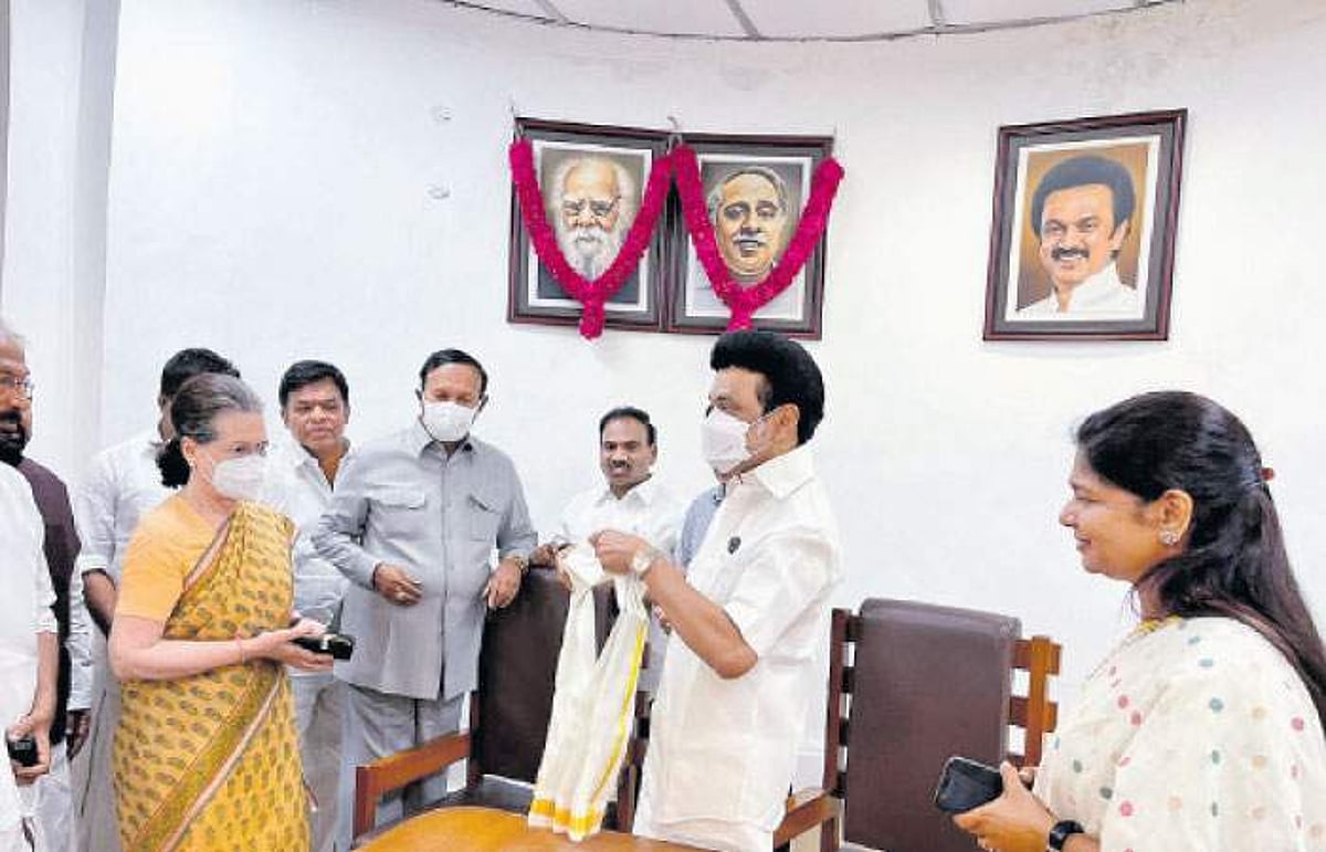 சோனியா காந்தி - முதல்வர் ஸ்டாலின் சந்திப்பு