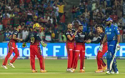 பாதுகாப்பு வளையத்திலிருந்து ஆர்சிபி முக்கிய வீரர் விலகல்: சிஎஸ்கே ஆட்டத்தில் விளையாடுவாரா?