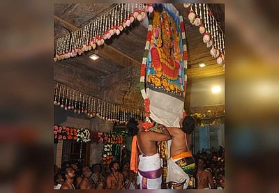 சமயபுரம் மாரியம்மன் கோயில் கொடியேற்றம்