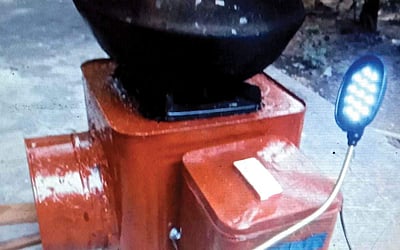 விறகு அடுப்பிலிருந்து மின்சாரம்!