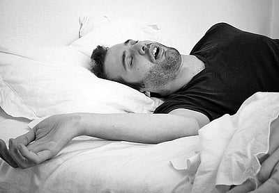 இளைய சமுதாயமே - தூக்கம் நன்று !