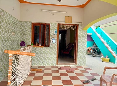 எடப்பாடி அருகே தொடர் கொள்ளை: வீடுகளுக்குள் புகுந்த கும்பல் நகை, பணத்தை கொள்ளையடித்துச் சென்றது