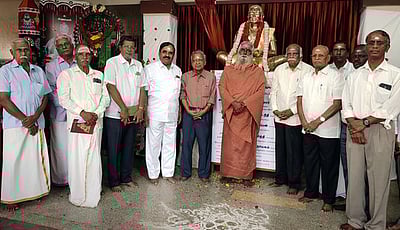 பேரூா் தமிழ்க் கல்லூரியில் தொல்காப்பியா் சிலை திறப்பு