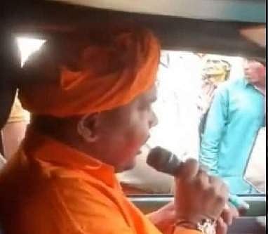 உபி:  இஸ்லாமிய பெண்களுக்கு பாலியல் மிரட்டல் விடுத்த சாமியார் கைது