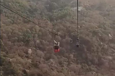 ஜார்கண்ட் ரோப் கார் விபத்து: வைரலாகும் விடியோ