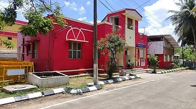 பாக்கெட் சாராயம் விற்பனை குறித்த விடியோ வைரல்: மதுவிலக்கு போலீசார் கூண்டோடு மாற்றம்