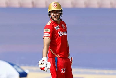 லிவிங்ஸ்டன் அதிரடி அரைசதம்: சன்ரைசர்ஸ் அணிக்கு 152 ரன்கள் இலக்கு