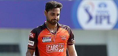 ஐபிஎல்: புவனேஸ்வர் குமார் புதிய சாதனை