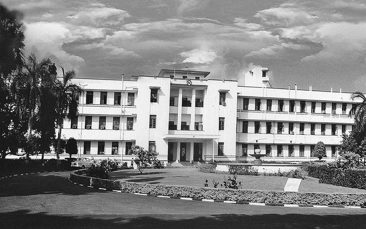 வேலை... வேலை... வேலை...