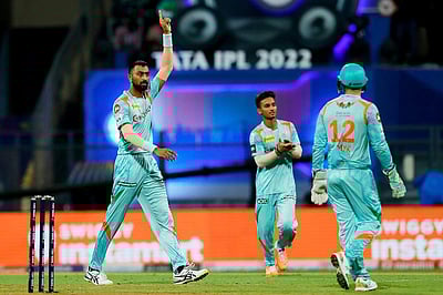 லக்னௌ  சிறப்பான பந்துவீச்சு: மும்பைக்கு 8-வது தோல்வி