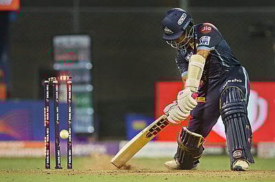 உம்ரான் மாலிக்கின் 153 கி.மீ. வேக யார்க்கர்: சஹா 'க்ளீன் போல்ட்'