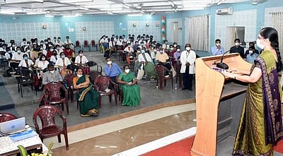 அரசு மருத்துவமனையில் ரத்த நாள அழற்சி கருத்தரங்கு