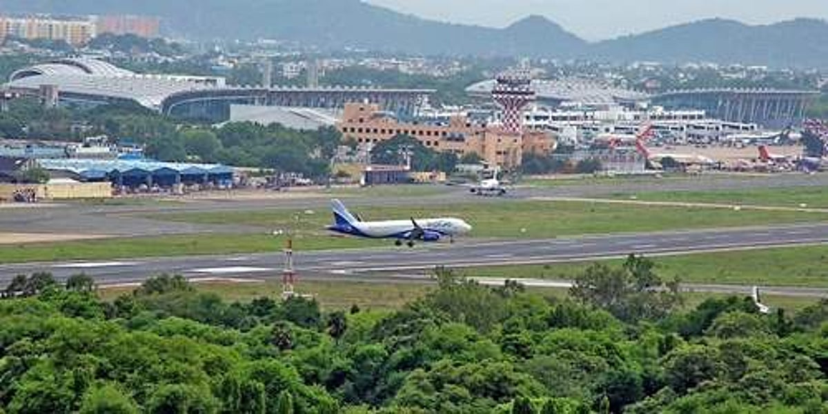 சென்னை 2-வது விமான நிலையம் அமைவது எங்கே? மத்திய அமைச்சா் பதில்